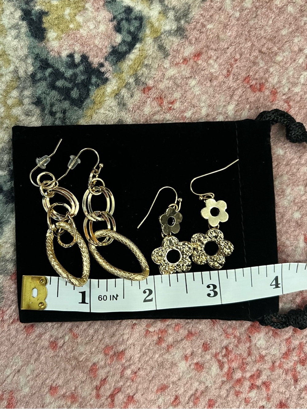 Earring bundle - Picture 4 of 4